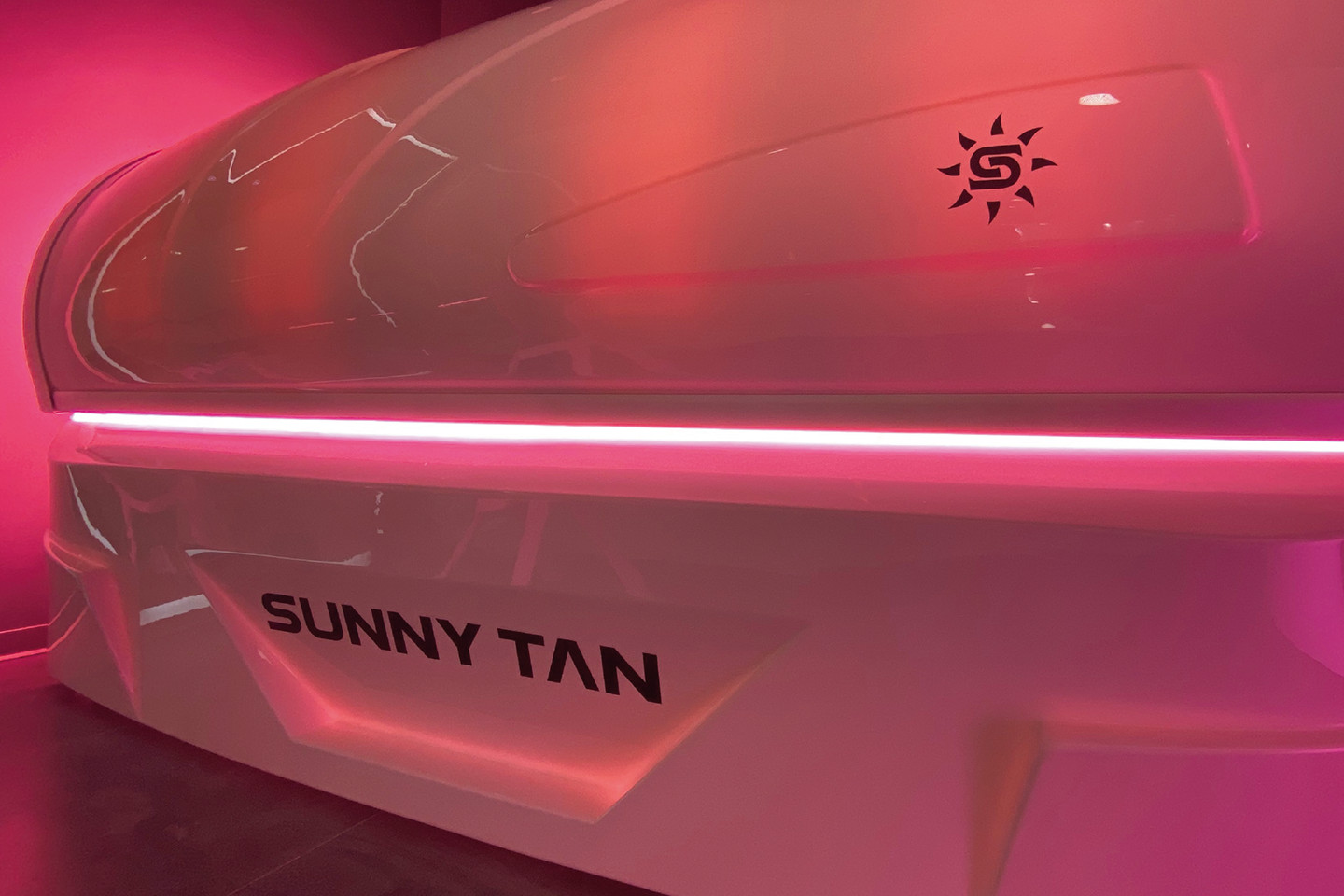 Sunny Tan Tanning Salon, 주하이, 중국